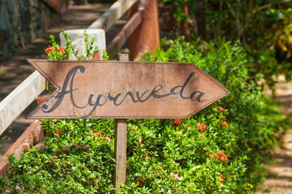photodune-5066794-ayurveda-s-600x400